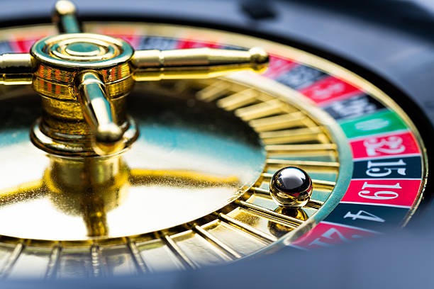 gilalotto live blackjack table with professional dealer, HD camera angle, and real-time betting interface